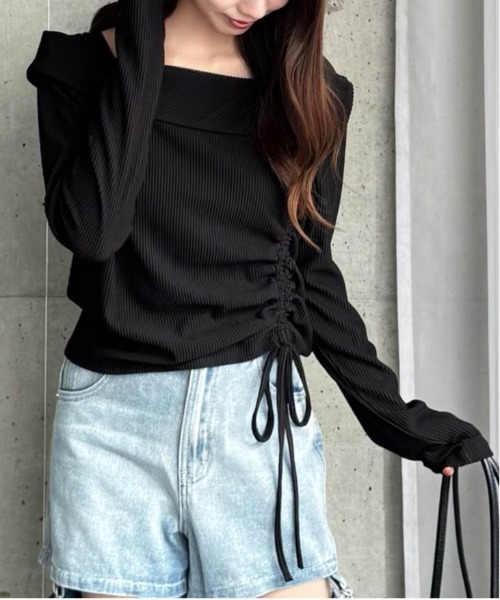 clear（クリア）の「サイドドロスト長袖リブカットソートップス [華奢見え]≪2024AW新作≫（Tシャツ/カットソー・レディース・チャコールグレー/ブラック/アイボリー・F）」の2枚目の写真