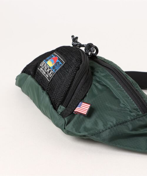 SUNDOG（サンドッグ）の「/SUNDOG/ウエストバッグ  BANANA BELTS（ボディバッグ/ウエストポーチ・メンズ・グリーン・FREE）」の5枚目の写真