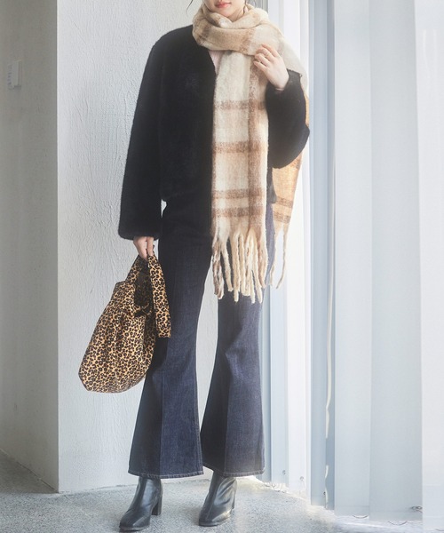 セール】もこもこフェイクファーノーカラージャケット（ノーカラー