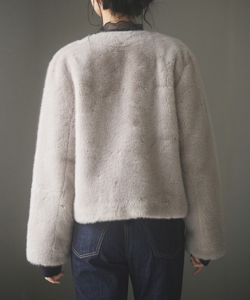 もこもこフェイクファーノーカラージャケット（ノーカラージャケット