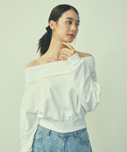 TITTY&CO.（ティティーアンドコー）の「ワンショルダーロゴスウェットトップス（スウェット・レディース・グレー/ピンク/ホワイト・FREE）」の17枚目の写真