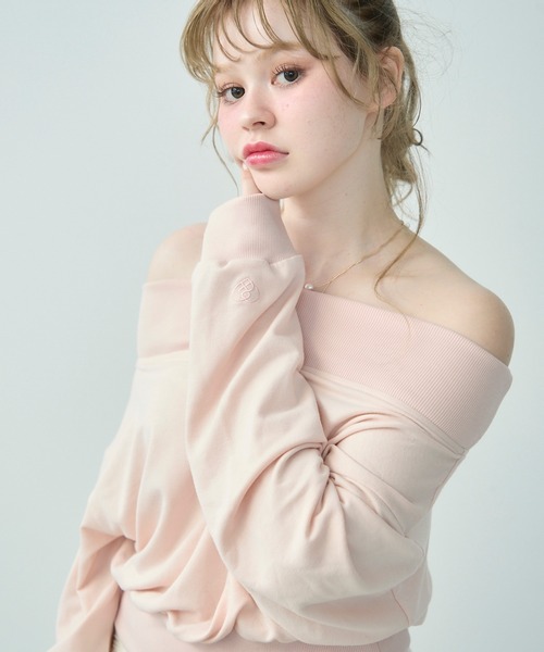 TITTY&CO.（ティティーアンドコー）の「ワンショルダーロゴスウェットトップス（スウェット・レディース・グレー/ピンク/ホワイト・FREE）」の22枚目の写真