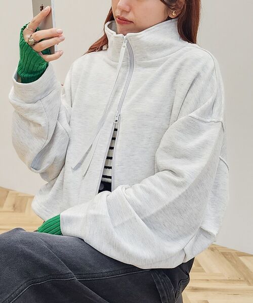 CRAFT STANDARD BOUTIQUE（クラフトスタンダードブティック）の「【WEB限定】裏毛ダブルジップショートスウェット（スウェット・レディース・ブラック/ホワイト系その他/ネイビー/杢グレー/グリーン系その他3/カーキ・FREE）」の2枚目の写真