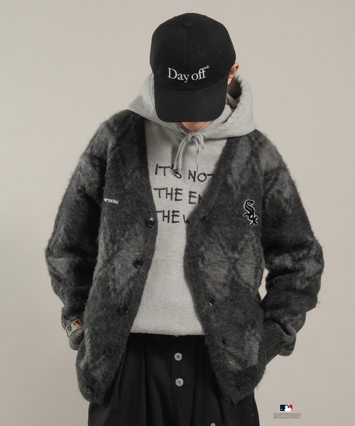 Perushu（ペルーシュ）の「Perushu × MLB コラボアーガイルシャギーニットカーディガン（カーディガン/ボレロ・メンズ・ダークブラウン/ネイビー/ブラック・MEDIUM/LARGE）」の21枚目の写真