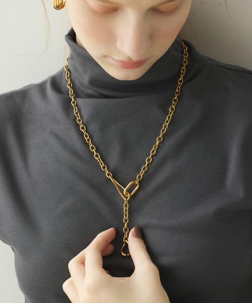 CENE（セネ）の「【CENE】セネ/カラビナネックレス（ネックレス・レディース・ゴールド/シルバー・FREE）」の4枚目の写真