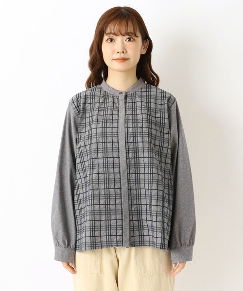 one'sterrace(ワンズテラス)の「フランネルチェック柄 刺繍シャツブラウス(シャツ/ブラウス・レディース・ベージュ系8/ネイビー系5・02)」の3枚目の写真