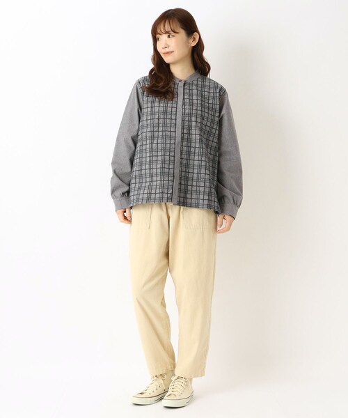 one'sterrace(ワンズテラス)の「フランネルチェック柄 刺繍シャツブラウス(シャツ/ブラウス・レディース・ベージュ系8/ネイビー系5・02)」の13枚目の写真
