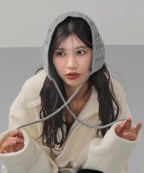 ケーブル編み バブーシュカ（ニットキャップ/ビーニー）｜Monocoro