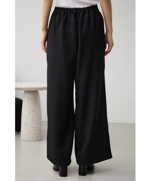 AZUL by moussy(アズールバイマウジー)の「ベーシックリラックスワイドパンツ(スラックス・レディース・ブラック/グレー/ネイビー・FREE)」の11枚目の写真