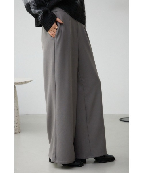 AZUL by moussy(アズールバイマウジー)の「ベーシックリラックスワイドパンツ(スラックス・レディース・ブラック/グレー/ネイビー・FREE)」の16枚目の写真