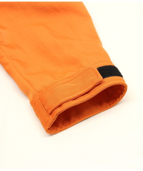 RNA(アールエヌエー)の「J2136 メニポケアウトドアジャケット(ブルゾン・レディース・オレンジ/ブラック/ホワイト・MEDIUM)」の22枚目の写真