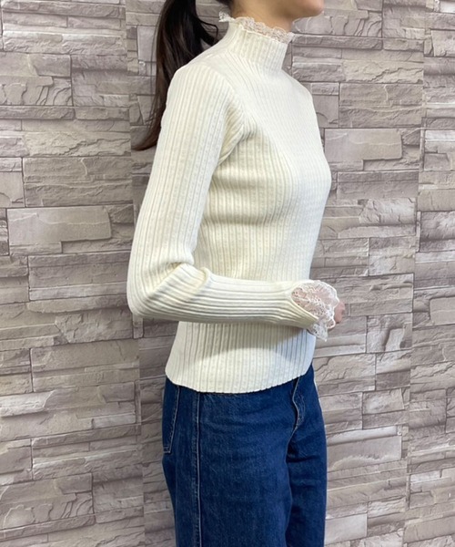 FINEnough(ファインナフ)の「チラ見せレースリブニットトップス(ニット/セーター・レディース・チャコールグレー/ブラック/ホワイト・FREE)」の6枚目の写真