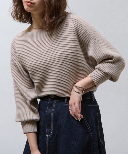 COLONY 2139（コロニートゥーワンスリーナイン）の「ラメ混ドルマンニットプルオーバー（ニット/セーター・レディース・ブラック/グレー/ベージュ/ライトグレー・FREE）」の3枚目の写真