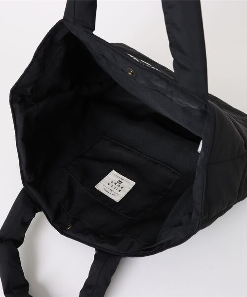 BILLABONG(ビラボン)の「BILLABONG レディース QUILTING MINI TOTE BAG トートバッグ 【2025年春夏モデル】/ビラボン(トートバッグ・レディース・ミント/ホワイト/ブラック・FREE)」の7枚目の写真
