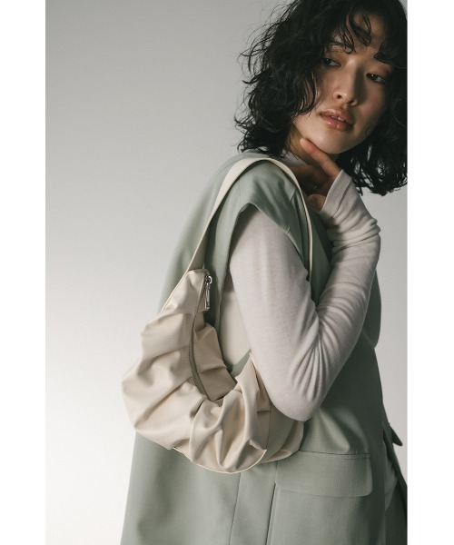 STYLEMIXER（スタイルミキサー）の「ドロップギャザーバッグ（ハンドバッグ・レディース・ホワイト/ブラック/イエロー・FREE）」の4枚目の写真