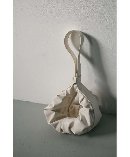 STYLEMIXER（スタイルミキサー）の「ドロップギャザーバッグ（ハンドバッグ・レディース・ホワイト/ブラック/イエロー・FREE）」の12枚目の写真