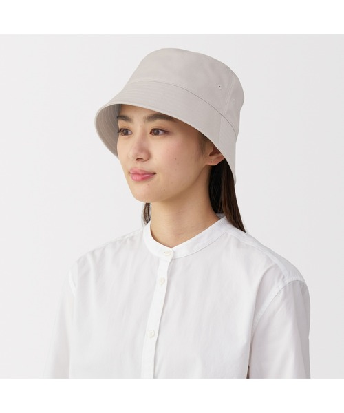 無印良品(ムジルシリョウヒン)の「UVカット コットンツイル バケット(ハット・レディース・ダークブラウン/ブラック/アイボリー・56.5-59cm)」の8枚目の写真