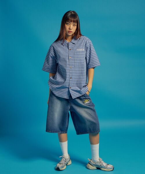 SEQUENZ(シークエンズ)の「【SEQUENZ(シークエンズ)】BACK EMB. SHORT DENIM / デニム パンツ 半ズボン ショーツ ワンポイント 刺繍(その他パンツ・メンズ・ブラック/ライトグレー/ネイビー/その他1・SMALL/MEDIUM/LARGE)」の19枚目の写真