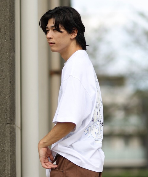 NEW ERA（ニューエラ）の「NEW ERA/ニューエラ 半袖Tシャツ バックプリント 14410049/14410050/14410051/14670932（Tシャツ/カットソー・メンズ・ブラック/ベージュ/ライトブルー/ホワイト・M/L/XL/XXL）」の6枚目の写真