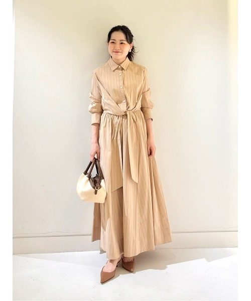 allureville（アルアバイル）の「ピンストライプノットシャツワンピース（シャツワンピース・レディース・ブルー/ベージュ・1/2）」の18枚目の写真