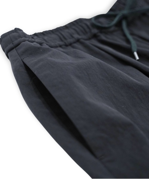 ATON(エイトン)の「【ATON】 HIGH TWIST NYLON SHORTS(その他パンツ・メンズ・ブラック・4/6/2)」の3枚目の写真