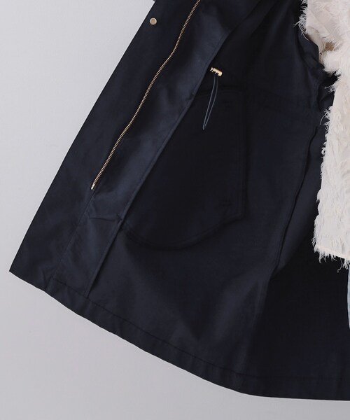 OPAQUE.CLIP（オペークドットクリップ）の「《CLASSY掲載》ミドルスタンドコート【洗濯機洗い可】（その他アウター・レディース・オフホワイト/ネイビー・36/38/40）」の6枚目の写真