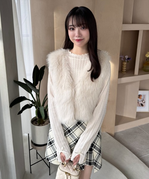 clear（クリア）の「袖口リボンメロウプチハイ長袖カットソートップス[ガーリー 着回し抜群]≪新色追加≫（Tシャツ/カットソー・レディース・アイボリー/グレー/ブラック/ベージュ・F）」の2枚目の写真