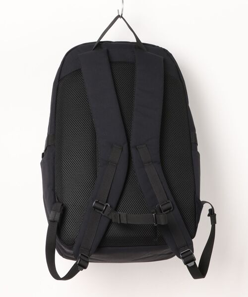Gramicci(グラミチ)の「★GRAMICCI(グラミチ) ★CORDURA DAY PACK(バックパック/リュック・メンズ・ブラック/オリーブ・FREE)」の6枚目の写真
