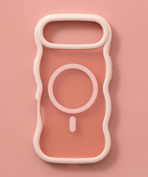 emonique（エモニーク）の「iPhoneケース カバー うねうね TPUシリコン素材 マット Magsafe対応【12/13/14/14pro/15/15pro/16/16pro/16E/17/17p/Air対応】（スマホケース/カバー・レディース・ピンク/パープル/ブラック/グレー/フューシャピンク/ブラウン・iPhone 12/iPhone 14/iPhone 16/iPhone 16 Pro/iPhone 14 Pro/iPhone 15/iPhone 13/iPhone 15 Pro/iPhone 16e/iPhone 17/iPhone 17 Pro/iPhone Air）」の7枚目の写真