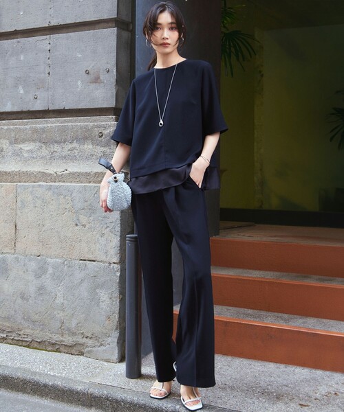 23区 L（ニジュウサンクオオキイサイズ）の「ストレッチジョーゼット シアーコンビ カットソー（Tシャツ/カットソー・レディース・ブラック系/ダークブラウン系/ベージュ系/ホワイト系/スモーキーグリーン系/ネイビー系/ピンク/ライトブルー・46/44）」の13枚目の写真