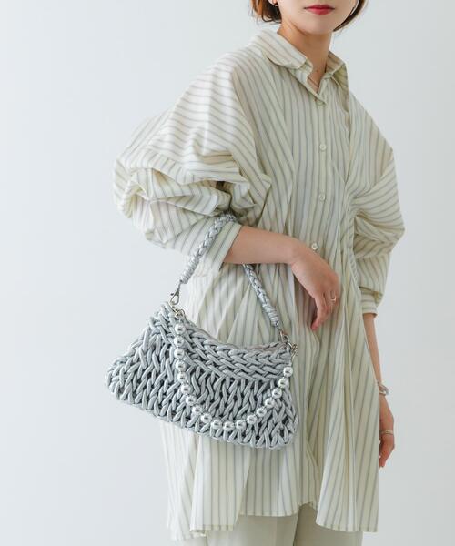 RODE SKO(ロデスコ)の「ボールチェーン付き編み込みバッグ(ハンドバッグ・レディース・シルバー/ブラック・ONE)」の16枚目の写真