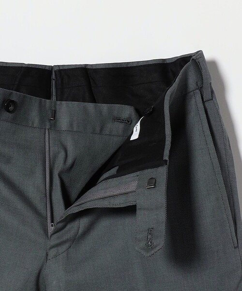 UNITED ARROWS(ユナイテッドアローズ)の「クールモーション ドビー テーパードシルエット COMFORT EASY ーMODEL-接触冷感・吸水速乾-(その他パンツ・メンズ・ネイビー/ベージュ/ダークグレー・48/46/44/50/42/52)」の21枚目の写真