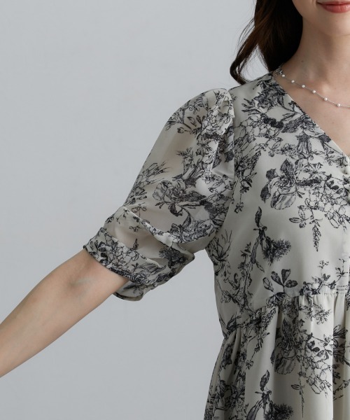 nissen(ニッセン)の「花柄シフォンマキシ丈ワンピース(ワンピース・レディース・ブラック/キナリ・M/L)」の16枚目の写真