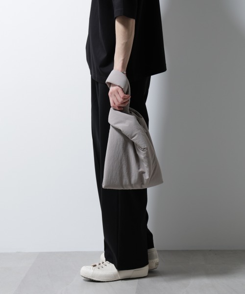 NANO universe（ナノユニバース）の「BRIEFING x WillLOUNGE/別注NEO