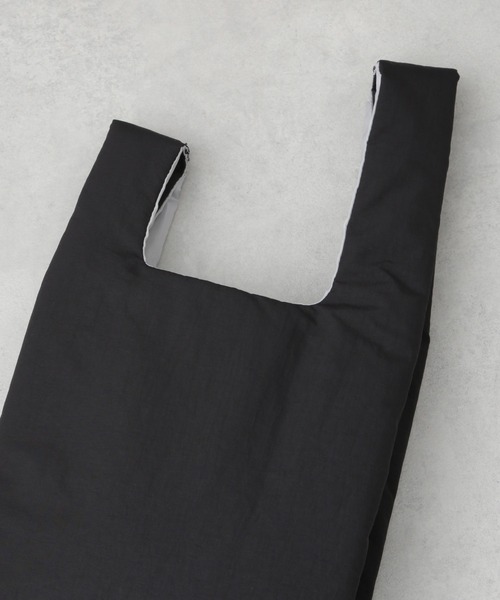 NANO universe（ナノユニバース）の「「NJ/CLUB」中綿マルシェバッグ（トートバッグ・メンズ・ターコイズブルー/ブラック/ベージュ/ロイヤルブルー・FREE）」の6枚目の写真