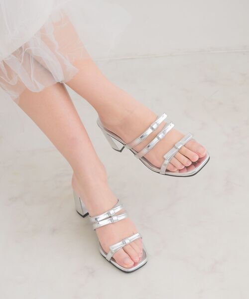 ems excite（エムズエキサイト）の「リボンサンダル（サンダル・レディース・ブラック/オフホワイト/シルバー/レッド・MEDIUM/LARGE）」の7枚目の写真