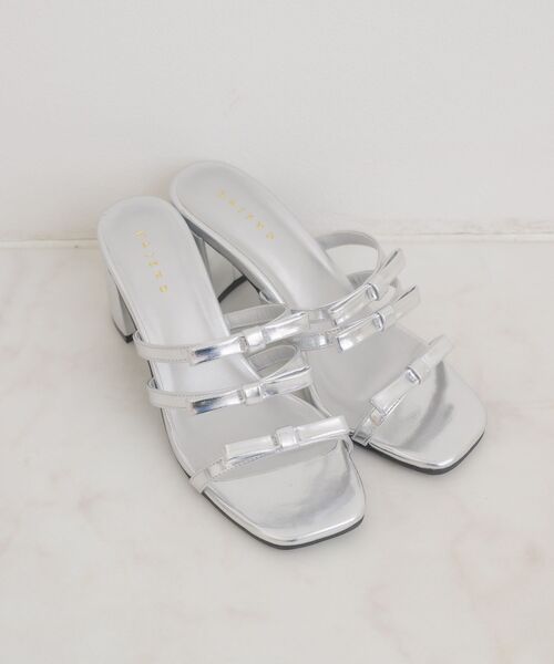 ems excite（エムズエキサイト）の「リボンサンダル（サンダル・レディース・ブラック/オフホワイト/シルバー/レッド・MEDIUM/LARGE）」の14枚目の写真