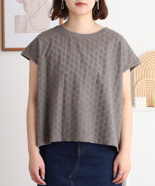 FUNALIVE（ファンアライブ）の「ショートトップス　プチフラワー刺繍（Tシャツ/カットソー・レディース・ブラック/ホワイト/グレー・FREE）」の17枚目の写真