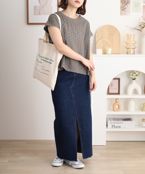 FUNALIVE（ファンアライブ）の「ショートトップス　プチフラワー刺繍（Tシャツ/カットソー・レディース・ブラック/ホワイト/グレー・FREE）」の16枚目の写真