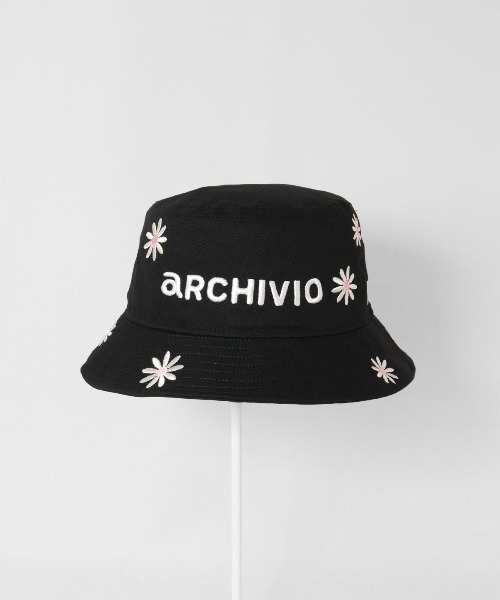 NEW ERA TAMASU ボディバッグ ブラック 花柄刺繍 うさぎガーデン刺繍 | ボディバッグ - 刺繍バッグ【パンガンダラン