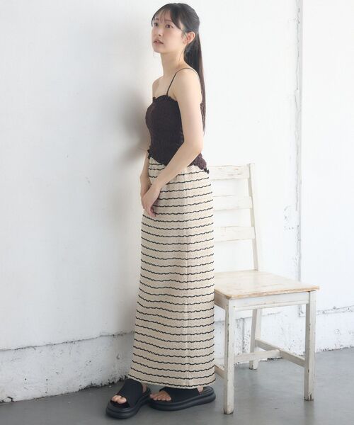 RETRO GIRL（レトロガール）の「クロスシャーリングカップ付キャミ（キャミソール・レディース・ダークブラウン/ブラック/ナチュラル・FREE）」の10枚目の写真