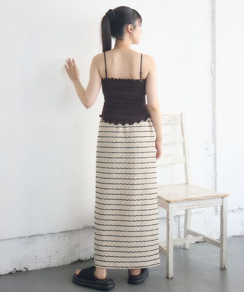 RETRO GIRL（レトロガール）の「クロスシャーリングカップ付キャミ（キャミソール・レディース・ダークブラウン/ブラック/ナチュラル・FREE）」の11枚目の写真