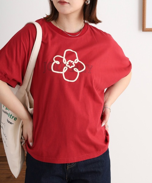 Emago(イマゴ)の「EMAGO 花とロゴのプリントドルマンTシャツ(Tシャツ/カットソー・レディース・レッド/チャコールグレー/ホワイト・FREE)」の12枚目の写真