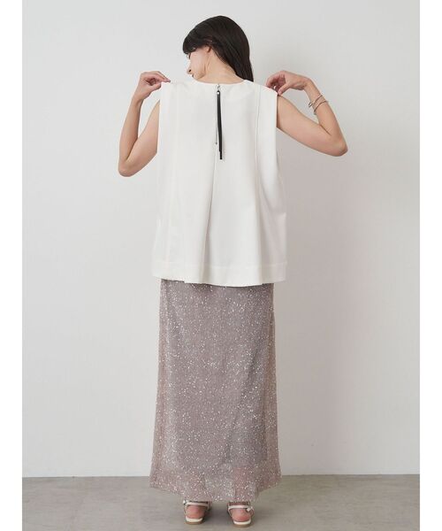 ELENDEEK(エレンディーク)の「Vネックテントカットソー(Tシャツ/カットソー・レディース・オフホワイト/レッド/ブラウン/ブラック・FREE)」の10枚目の写真