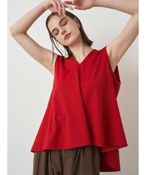 ELENDEEK(エレンディーク)の「Vネックテントカットソー(Tシャツ/カットソー・レディース・オフホワイト/レッド/ブラウン/ブラック・FREE)」の21枚目の写真