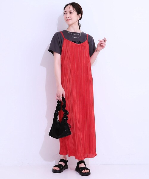 Cutie Blonde（キューティーブロンド）の「【S-LL】大人の楽ちんスタイルに プリーツキャミワンピース（ワンピース・レディース・ブラック/ブラウン系その他/ワインレッド・01/02/03/04）」の12枚目の写真