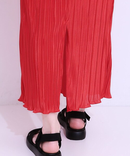 Cutie Blonde（キューティーブロンド）の「【S-LL】大人の楽ちんスタイルに プリーツキャミワンピース（ワンピース・レディース・ブラック/ブラウン系その他/ワインレッド・01/02/03/04）」の22枚目の写真