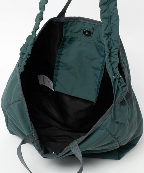 green label relaxing（グリーンレーベルリラクシング）の「【別注】＜fellowww＞2WAY  M ショルダー バッグ（ショルダーバッグ・メンズ・ブラック/ダークグリーン/ナチュラル・FREE）」の10枚目の写真