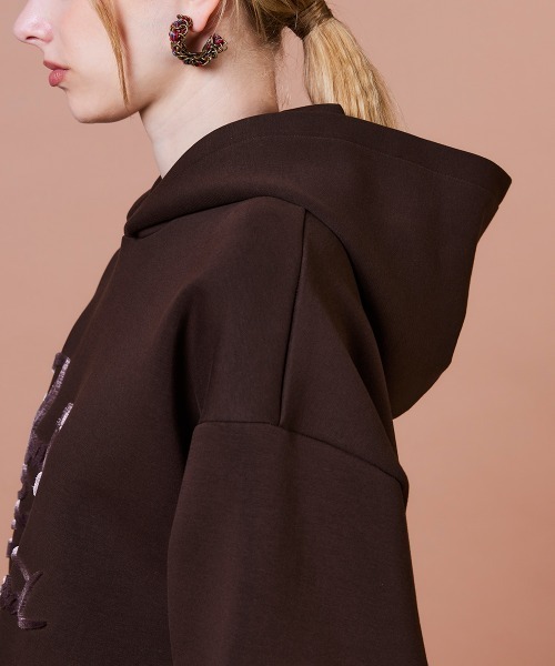 DOUBLE STANDARD CLOTHING（ダブルスタンダードクロージング）の「ハブラシ刺繍 ダンボールパーカー（パーカー・レディース・ベージュ/ブラウン・FREE）」の9枚目の写真