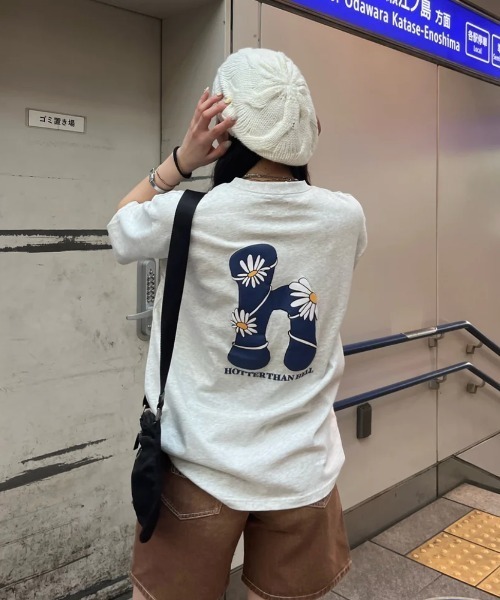 HTH(エイチティーエイチ)の「H flower logo Tee(Tシャツ/カットソー・レディース・アッシュ/オレンジ/ホワイト/グリーン・フリー)」の14枚目の写真